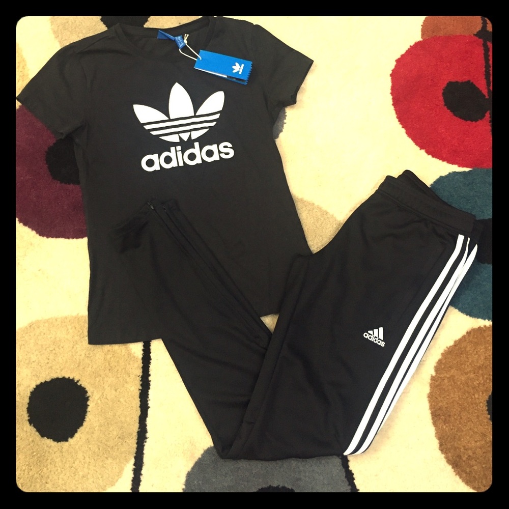 NWT ADIDAS TREFOIL TEE & SWEATS SET